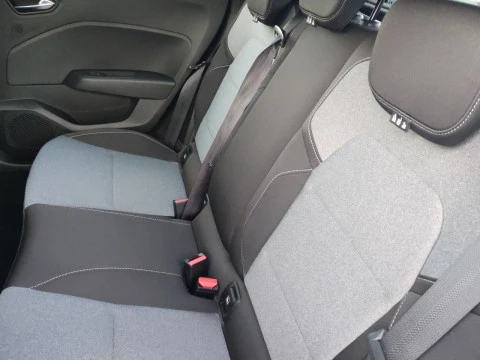 Renault Clio Evolution full hybrid E-Tech 145 (103Kw)