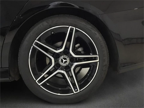 Mercedes-Benz Clase A 180 Sedán