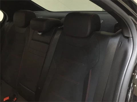 Mercedes-Benz Clase A 180 Sedán