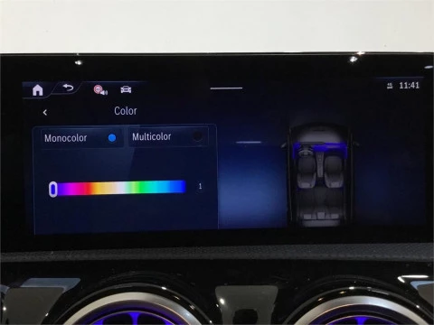 Mercedes-Benz Clase A 180 Sedán