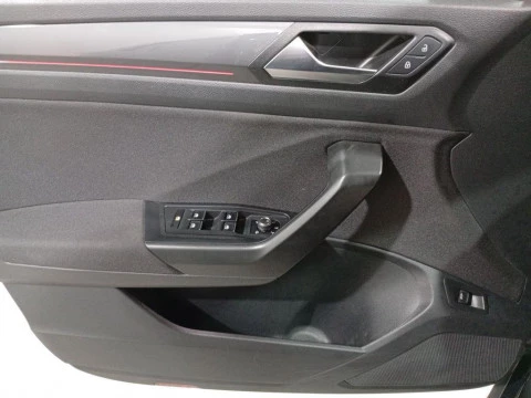 Volkswagen T-Roc Sport 1.5 TSI 110 kW (150 CV) DSG