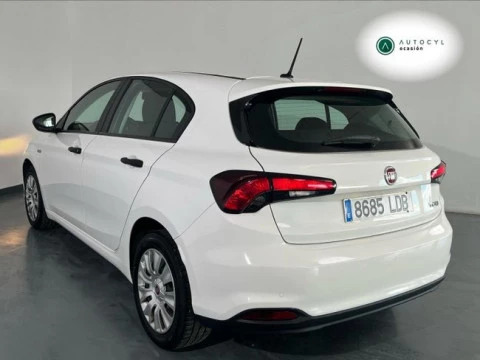 Fiat Tipo 1.6 Lounge 88kW (120CV) diesel Mjet 5P