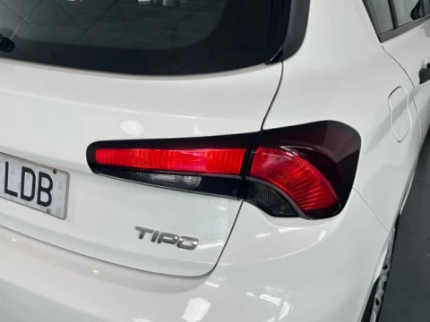 Fiat Tipo 1.6 Lounge 88kW (120CV) diesel Mjet 5P