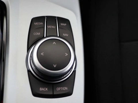 BMW X4 XDRIVE30I 4WD AUTO 5P