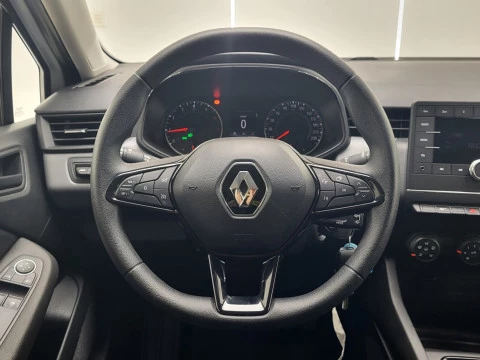 Renault Clio Authentic SCe 49 kW (67CV)