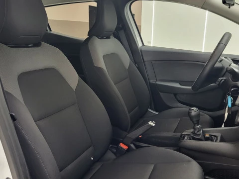 Renault Clio Authentic SCe 49 kW (67CV)