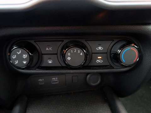 Nissan juke 5P 1.0 DIG-T 84 KW (114 CV) E6D-F 6 M/T ACENTA