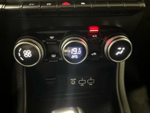 Renault Captur zen fast track E-Tech híbrido 105 kW