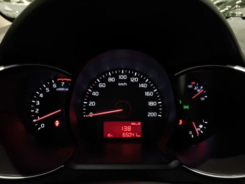 Kia Picanto 1.0  CVVT Tech 49 kW (66 CV)