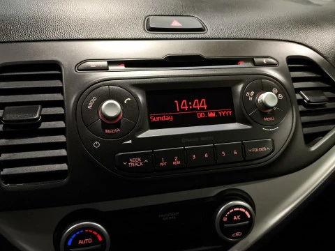 Kia Picanto 1.0  CVVT Tech 49 kW (66 CV)