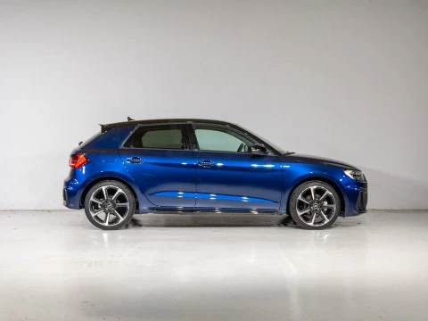 Audi A1 Sportback Adrenal Black 30TFSI 85kW S tr