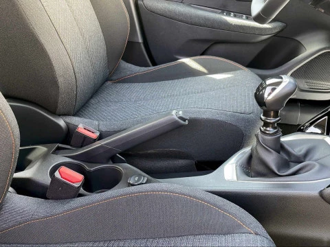 Peugeot 208 Style Gasolina 100 S&S 6 Vel MAN