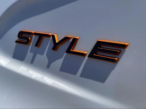 Peugeot 208 Style Gasolina 100 S&S 6 Vel MAN