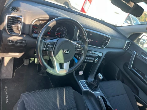 Kia Sportage 1.6 MHEV Black Edition 100kW (136CV) 4x2