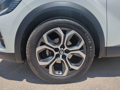 Renault Captur Fast Track TCe 140CV GPF Micro Híbrido