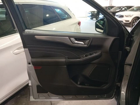 Ford Kuga Titanium 2.5 Duratec PHEV 165kW Auto
