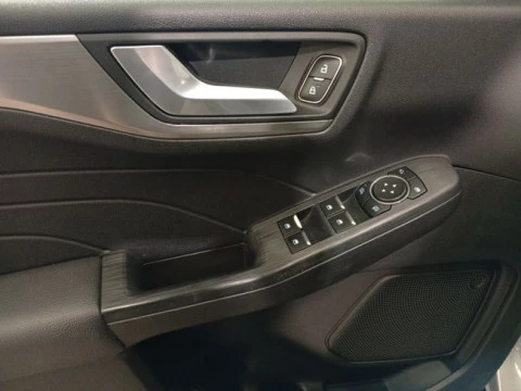 Ford Kuga Titanium 2.5 Duratec PHEV 165kW Auto