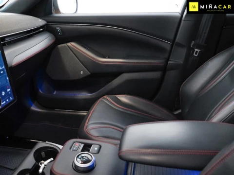Ford Mustang Mach-E AWD Bateria 75.7Kwh 198 kW (269 CV)