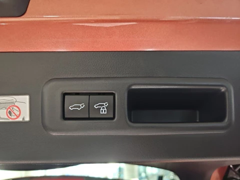 Lexus LBX 1.5 136cv HEV Elegant+ Black