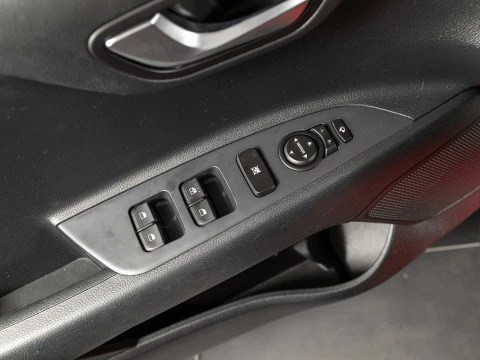 Kia Stonic 1.0 T-GDi 74kW (100CV) MHEV MT Drive