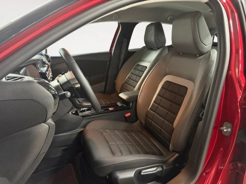 Citroën C4 Hybrid 145 ë-DCS6 Plus