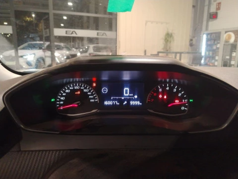 Peugeot 2008 Active BlueHDI 81kW (110CV)