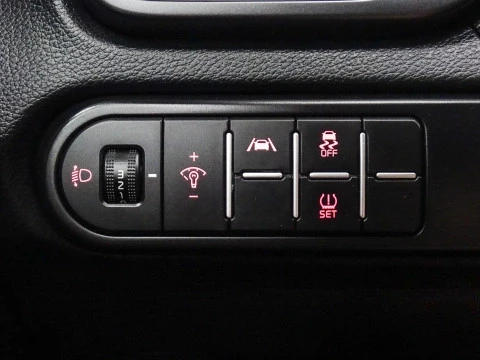 Kia Ceed 1.0 T-GDi 74kW (100CV) Concept