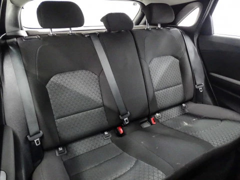 Kia Ceed 1.0 T-GDi 74kW (100CV) Concept