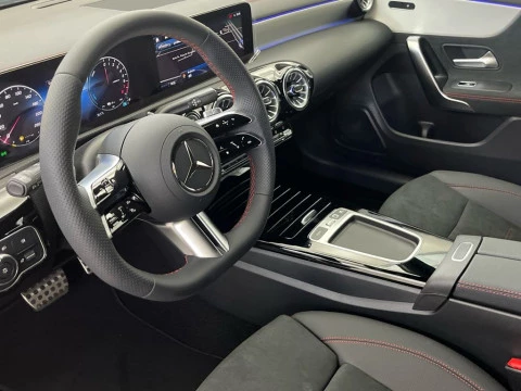 Mercedes-Benz CLA 250 e