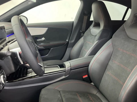 Mercedes-Benz CLA 250 e