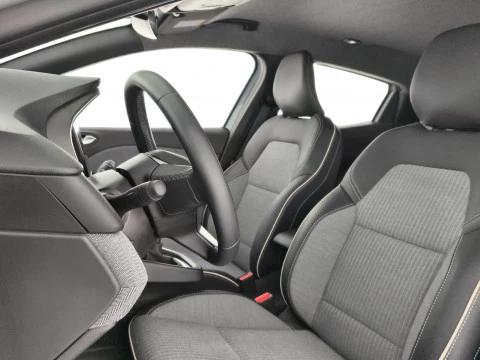 Renault Clio Techno TCe 100 (74kw) GLP