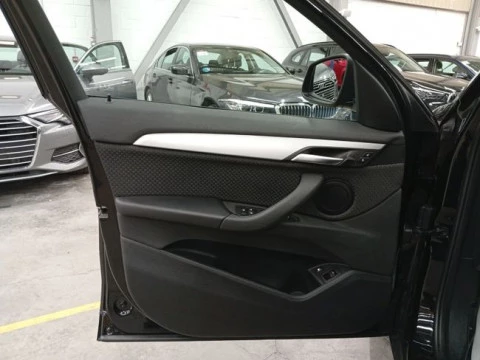 BMW X1 xDrive25e