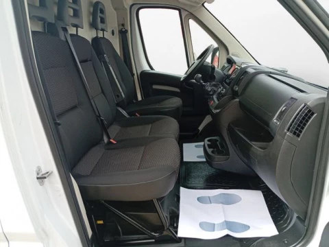 Citroën Jumper BlueHDi 103KW (140CV) Furgón 35L2H2