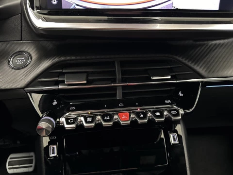 Peugeot 208 GT Exclusive HYBRID 145 eDCS6