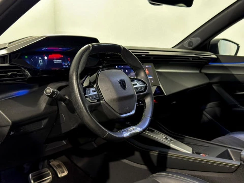 Peugeot 408 GT PURETECH 130 EAT8