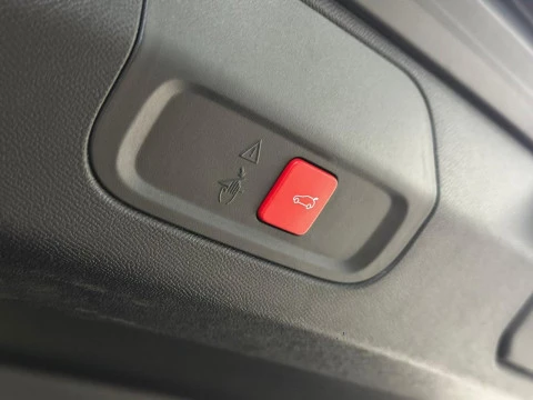 Peugeot 408 GT PURETECH 130 EAT8