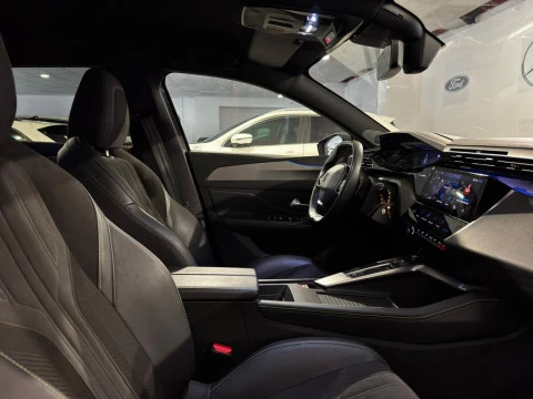 Peugeot 408 GT PURETECH 130 EAT8