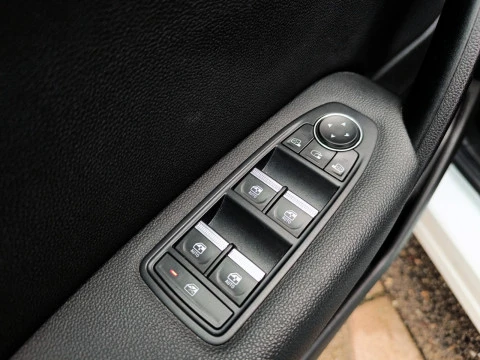 Renault Captur TCE GPF MICRO HíBRIDO FAST TRACK 103KW 5P