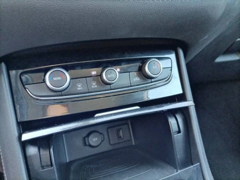 Opel Grandland X 1.2 Turbo Design & Tech