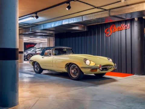 Jaguar E-Type Roadster