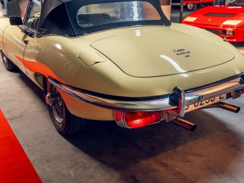 Jaguar E-Type Roadster