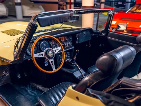 Jaguar E-Type Roadster