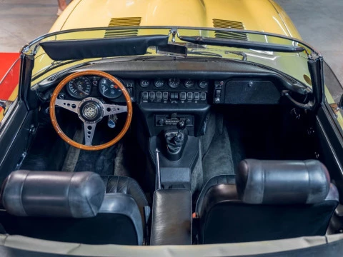 Jaguar E-Type Roadster