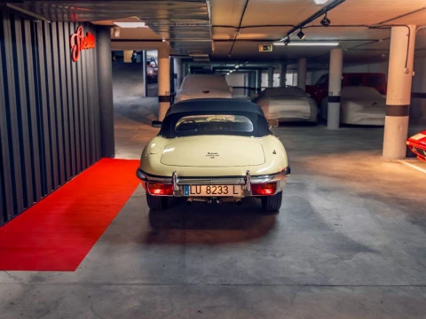 Jaguar E-Type Roadster