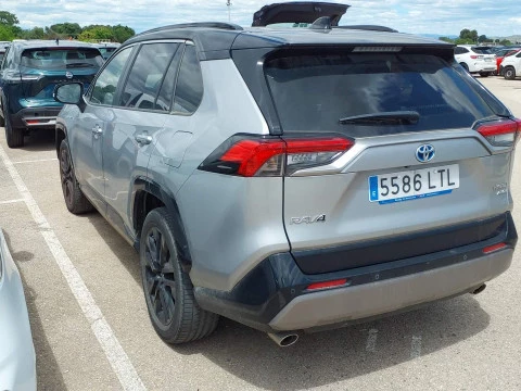 Toyota Rav4 2.5l 220H Style 4WD