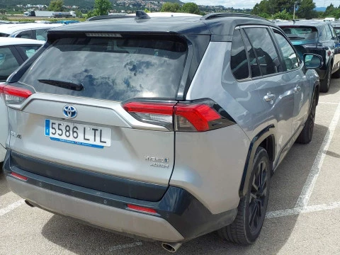 Toyota Rav4 2.5l 220H Style 4WD