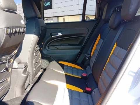 Jeep Avenger 1.2 eHybrid 4xe 145CV T. North Face