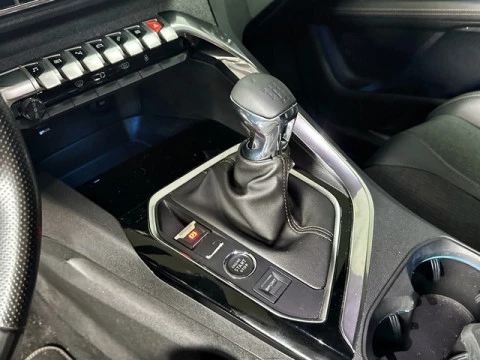 Peugeot 3008 PureTech 130 S&S GT Line 96 kW (130 CV)