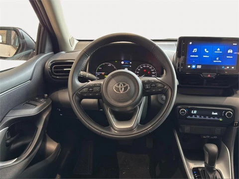 Toyota Yaris ACTIVE PLUS
