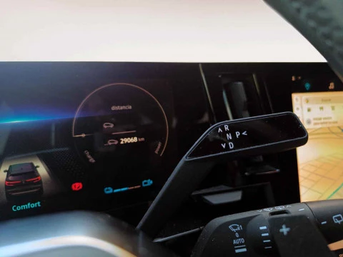 Renault Austral 1.2 E-TECH HíBRIDO ICONIC 146KW 5P